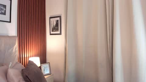 Snapshot of angeli_sexi chatting on March 13, 12:06 am Carolina online show from March 13, 12:06 am