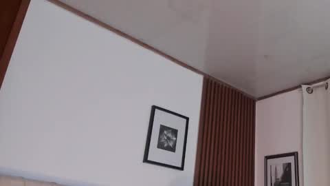 Snapshot of angeli_sexi chatting on March 27, 1:44 am Carolina online show from March 27, 1:44 am