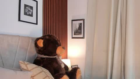 Snapshot of angeli_sexi chatting on March 31, 2:57 am Carolina online show from March 31, 2:57 am