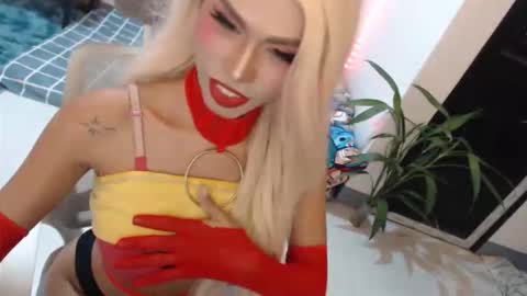 DIVINE ANGEL online show from May 8, 1:00 am