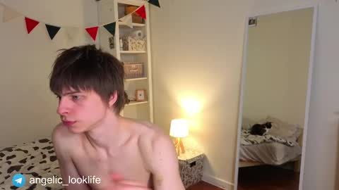 Daniel online show from April 24, 5:04 pm