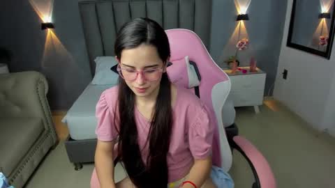 Snapshot of angelica_dymond chatting on January 9, 7:08 pm A N G E L I C A online show from January 9, 7:08 pm