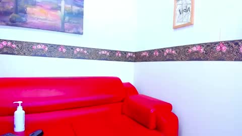 I AM ANGELICA online show from December 6, 9:54 am