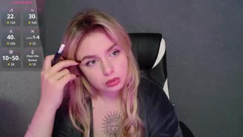 angelicablanch online show from October 9, 8:40 pm