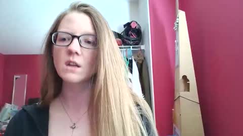 AngelicAngel online show from February 18, 9:11 pm