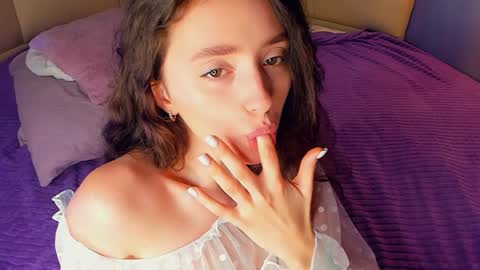 Angelica online show from December 9, 1:45 pm