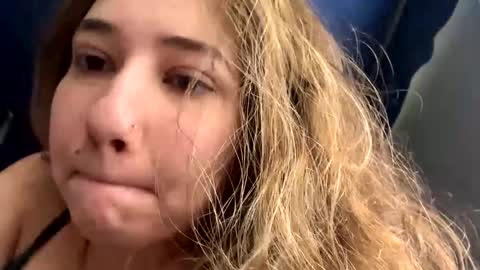 Snapshot of angelicasn0w chatting on January 3, 6:14 pm AngelicaSnow AngelParis online show from January 3, 6:14 pm