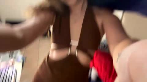 Snapshot of angelicasn0w chatting on January 4, 4:33 am AngelicaSnow AngelParis online show from January 4, 4:33 am