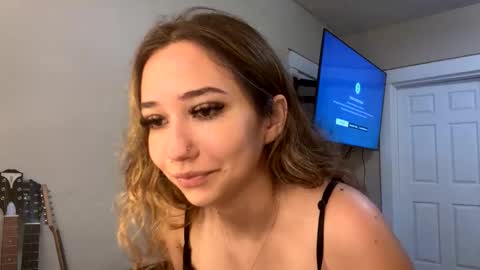 Snapshot of angelicasn0w chatting on January 6, 8:39 pm AngelicaSnow AngelParis online show from January 6, 8:39 pm
