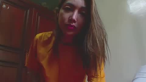 Snapshot of angelicqueents chatting on May 22, 3:13 am MS. AMALIA online show from May 22, 3:13 am