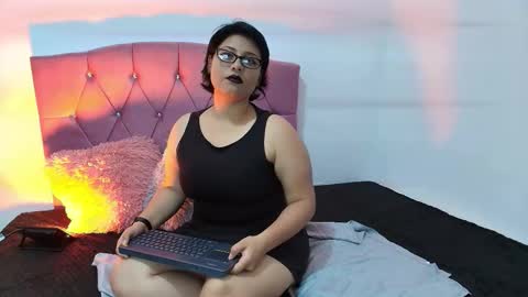 Angelik online show from February 12, 1:00 am