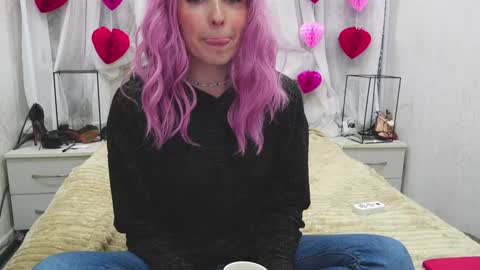 Angelika Rouge online show from March 18, 2:09 pm