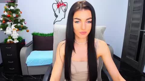Angelina online show from December 28, 12:45 pm