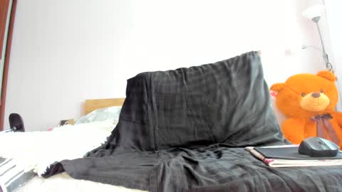 Snapshot of angelinacht chatting on January 16, 8:33 am Angelina online show from January 16, 8:33 am
