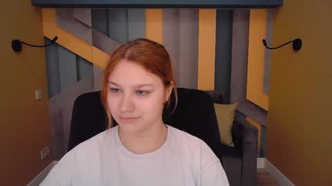 AngelinaLow online show from April 27, 11:19 am
