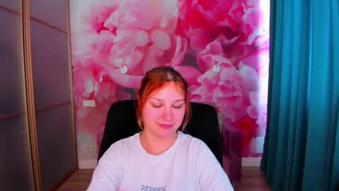 AngelinaLow online show from May 5, 11:29 am