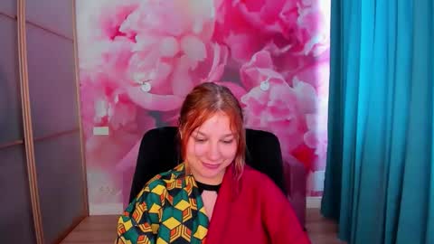 AngelinaLow online show from May 9, 11:26 am