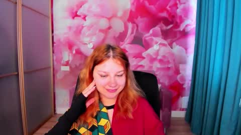 AngelinaLow online show from May 12, 11:29 am
