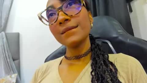 AngelinaMurphy online show from May 16, 3:47 am