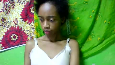 angeline221173 online show from May 8, 9:03 am