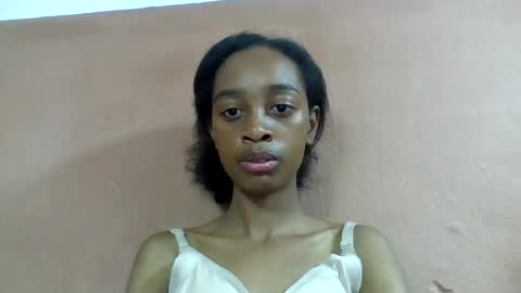 angeline221173 online show from July 20, 2:04 am