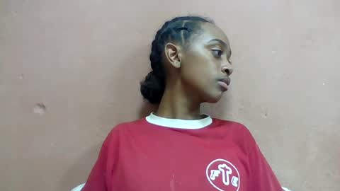 angeline221173 online show from July 30, 5:12 pm