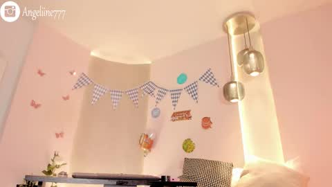 Snapshot of angeline777 chatting on October 4, 12:36 pm Angeline  online show from October 4, 12:36 pm