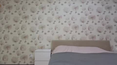 Angel online show from December 5, 4:10 am