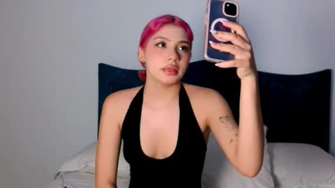 Angelinhaa  online show from November 14, 12:31 am