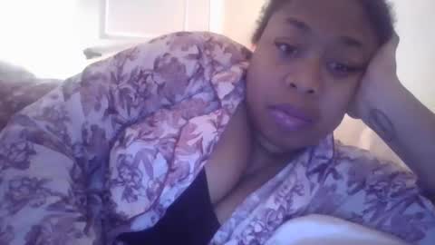 Snapshot of angeliquebelcaliz chatting on March 8, 12:33 am angeliquebelcaliz online show from March 8, 12:33 am