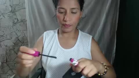 angela online show from December 1, 12:26 am