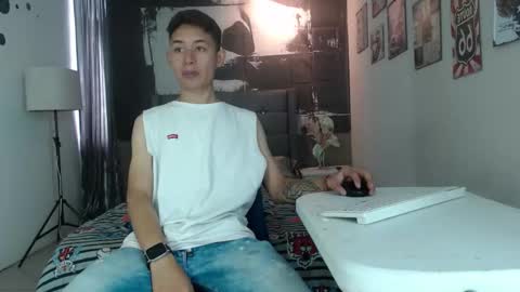 Angel online show from November 11, 7:03 pm