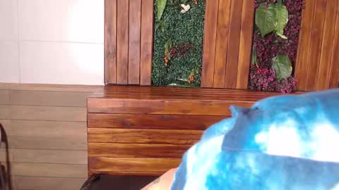 Angell Dust online show from October 26, 3:34 am