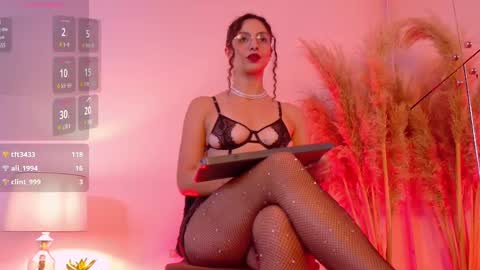 Angel online show from February 25, 7:03 pm