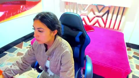 Snapshot of angell_cooper8 chatting on April 15, 12:12 pm Angell cooper8 online show from April 15, 12:12 pm