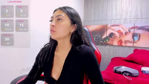 Snapshot of angell_cooper8 chatting on April 25, 1:41 pm Angell cooper8 online show from April 25, 1:41 pm