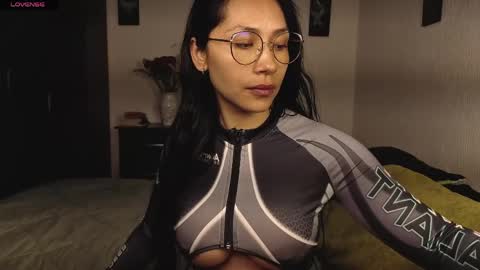 Snapshot of angellaisabella chatting on March 26, 12:22 pm ANGELA ISABELLA online show from March 26, 12:22 pm