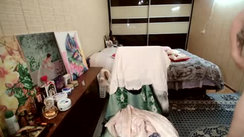 angelleah online show from June 22, 6:27 pm