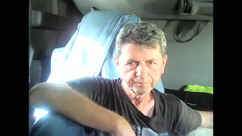 Snapshot of angelo888888 chatting on September 13, 1:44 pm angelo888888 online show from September 13, 1:44 pm
