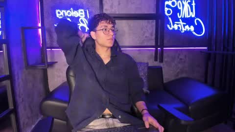 angelobellini online show from April 28, 12:54 pm