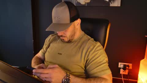 Snapshot of angeloeric chatting on February 12, 11:05 am BlackWolf online show from February 12, 11:05 am