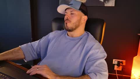 Snapshot of angeloeric chatting on March 3, 12:00 pm BlackWolf online show from March 3, 12:00 pm