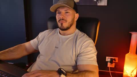 Snapshot of angeloeric chatting on March 7, 10:12 am BlackWolf online show from March 7, 10:12 am