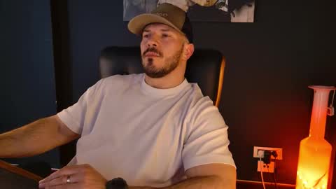 Snapshot of angeloeric chatting on March 25, 12:33 pm BlackWolf online show from March 25, 12:33 pm