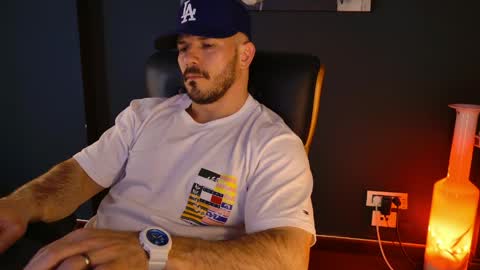 Snapshot of angeloeric chatting on April 1, 1:41 pm BlackWolf online show from April 1, 1:41 pm