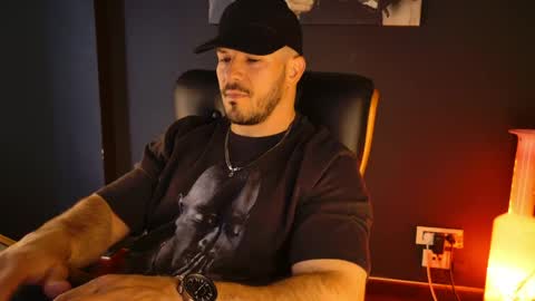 BlackWolf online show from May 17, 8:01 am