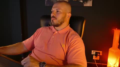 Snapshot of angeloeric chatting on June 9, 11:22 am BlackWolf online show from June 9, 11:22 am