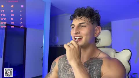 Angelo Ferro online show from February 21, 2:39 am