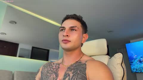 Angelo Ferro online show from June 27, 3:00 am