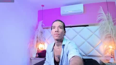 Angelo online show from April 16, 11:33 am